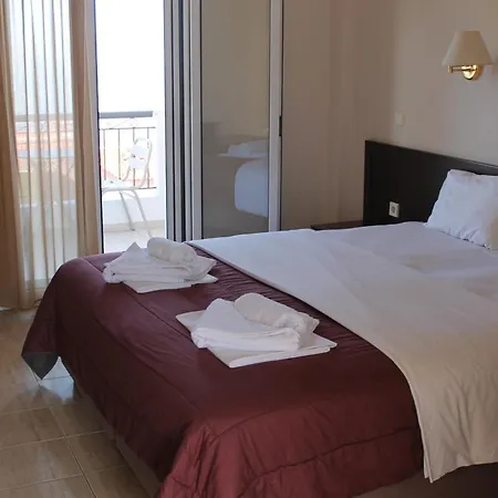 Szálloda Paradise 3*