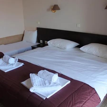 Paradise Hotel 3*