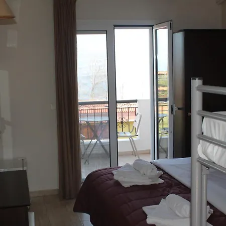 Paradise Hotel Kriopigi
