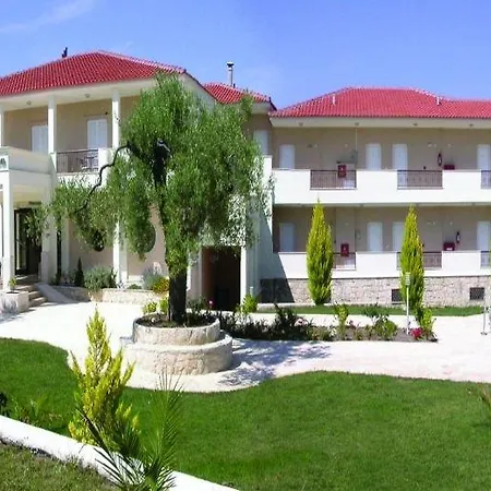 Paradise 3*
