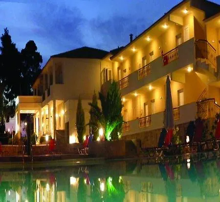 Paradise Hotel 3*